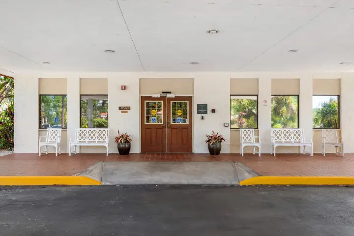 003-5511SwiftRoad-Sarasota-FL-34231-FULL (Small)